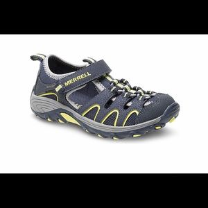 NWT Kid’s Merrell Water Shoes